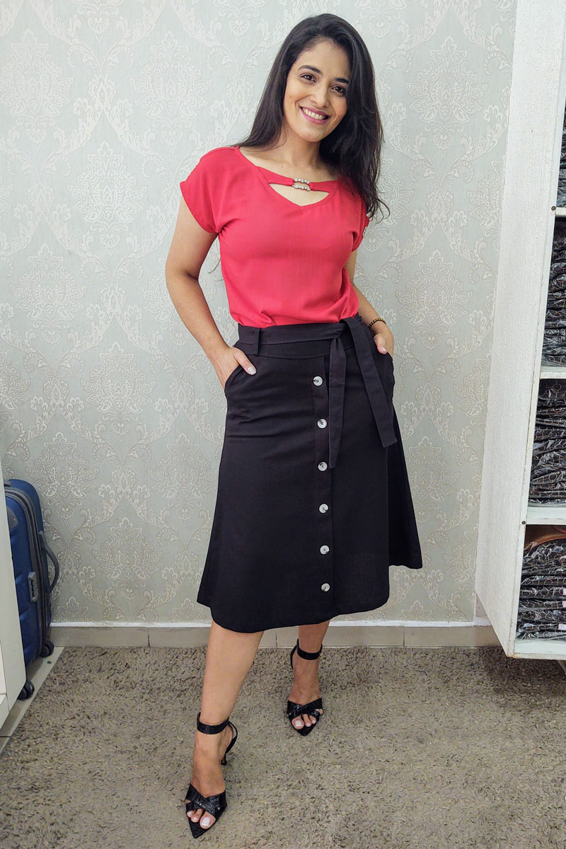 9112 Blusa Detalhe no Decote