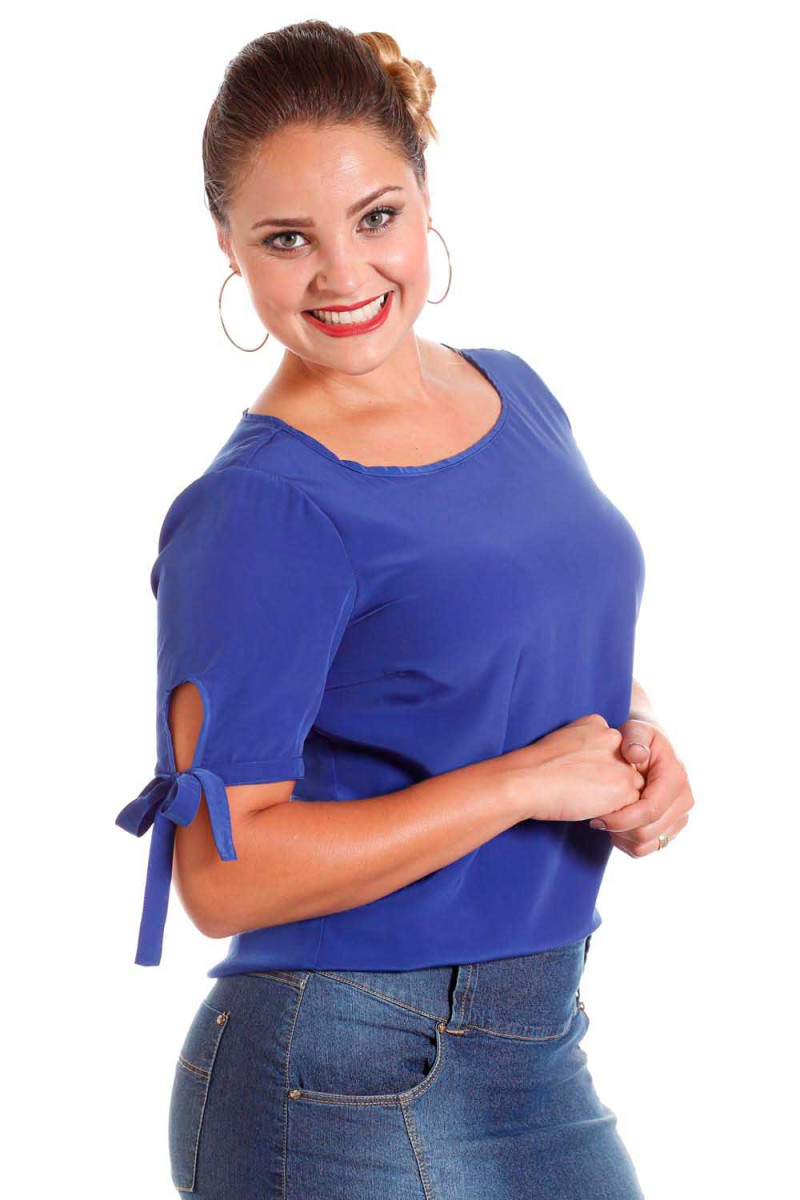 8796 Blusa C/ Laço na Manga