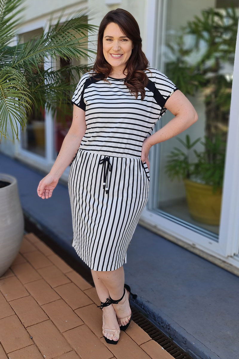9238 Vestido C/Bolsos